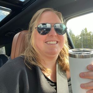 Meet your Posher, Allison